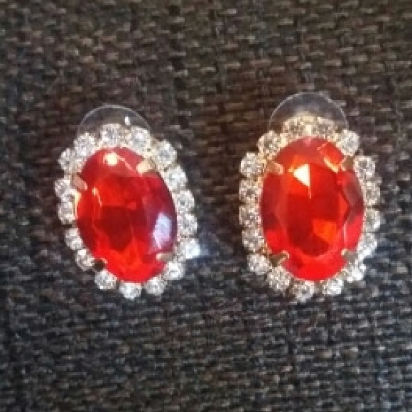 Sparkling Earrings - Picture 6 of 7